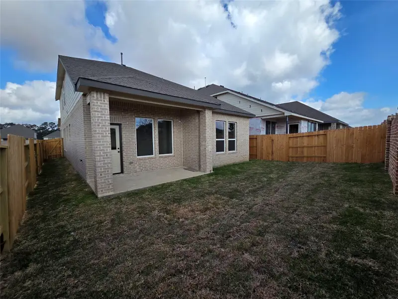 Exterior details and patio area of a home in Emory Glen, Magnolia (Image 3).
