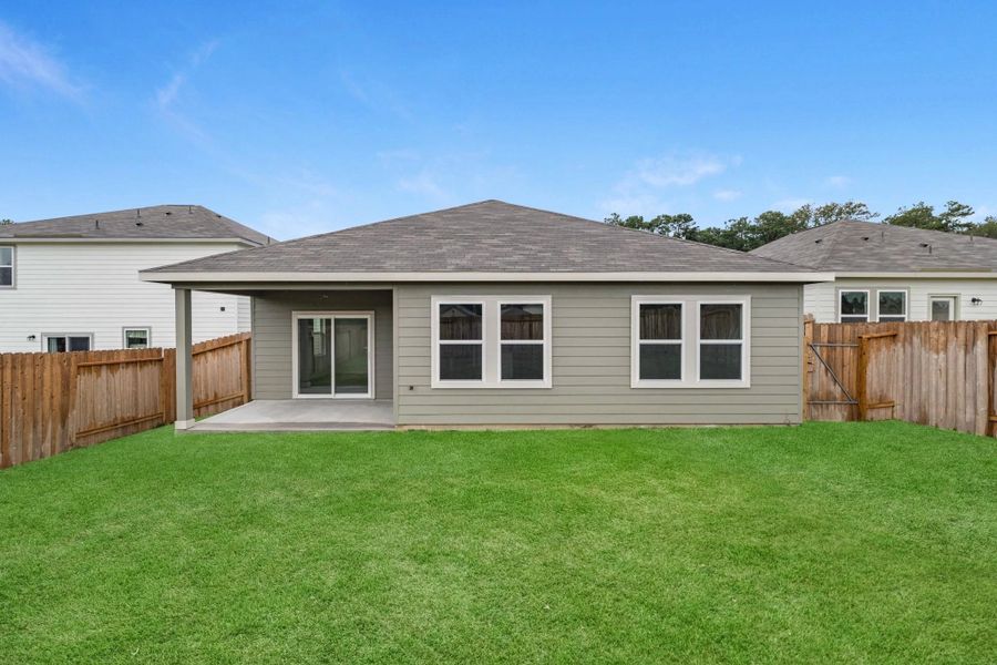 Representative exterior details of a home built from the Luna by Starlight Homes in Noble Ridge, Howe (Image 3). Representative exterior details of a home built from the Luna by Starlight Homes in Noble Ridge, Howe (Image 3).