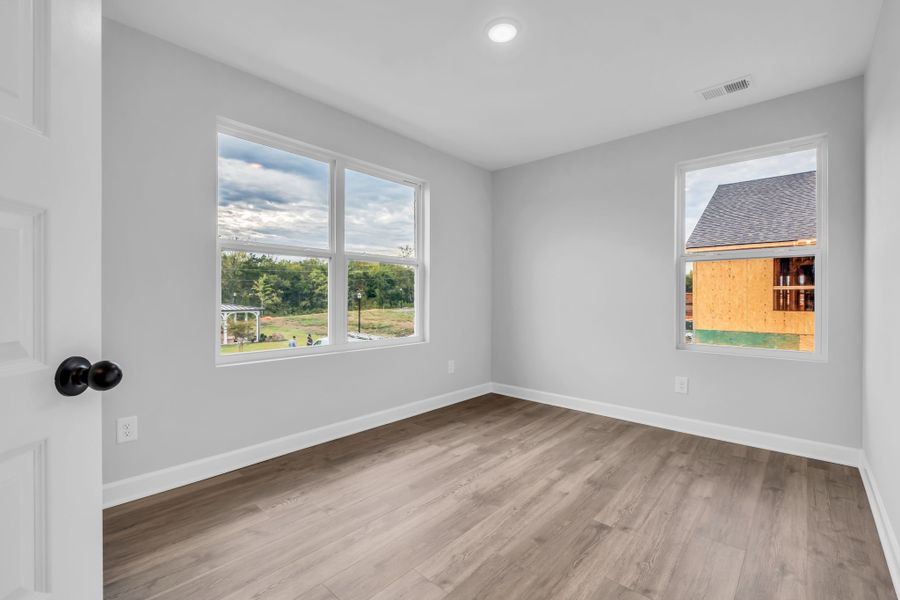 Spacious, unfurnished interior of a new home in Anderson Park, Hendersonville (Image 22). Spacious, unfurnished interior of a new home in Anderson Park, Hendersonville (Image 22).