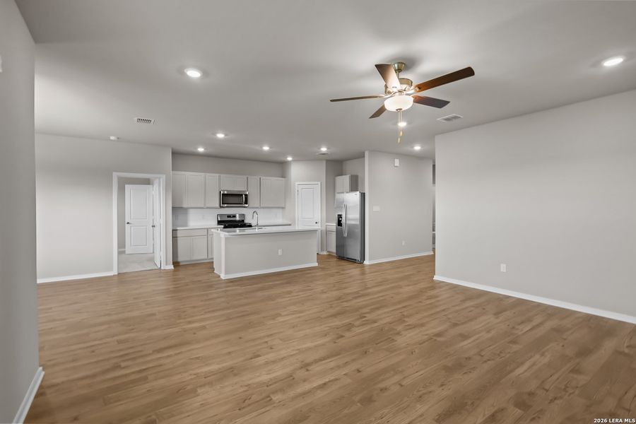 Spacious, unfurnished interior of a new home in Garden Grove, San Antonio (Image 27). Spacious, unfurnished interior of a new home in Garden Grove, San Antonio (Image 27).