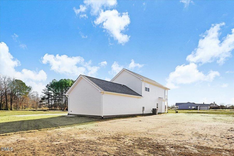 08-503 E 1st St-8 08-503 E 1st St-8