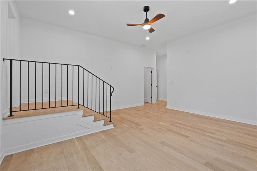 Spacious, unfurnished interior of a new home in , Alpharetta (Image 89).