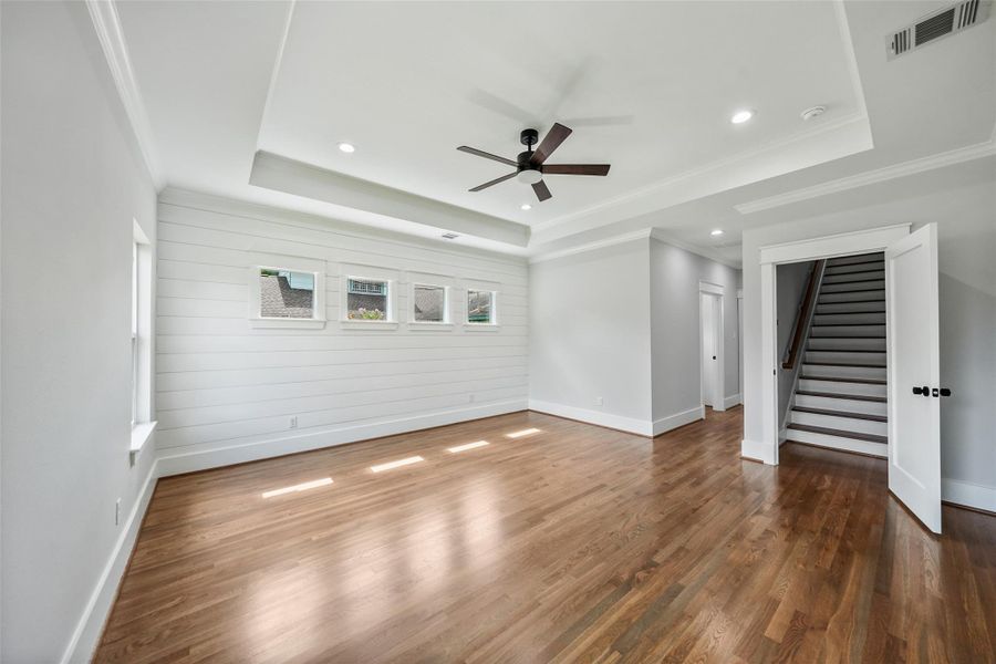 Spacious, unfurnished interior of a new home in , Houston (Image 32).