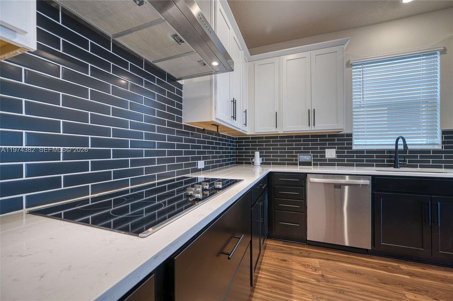 Furnished interior view inside a new home in , Clermont (Image 11).