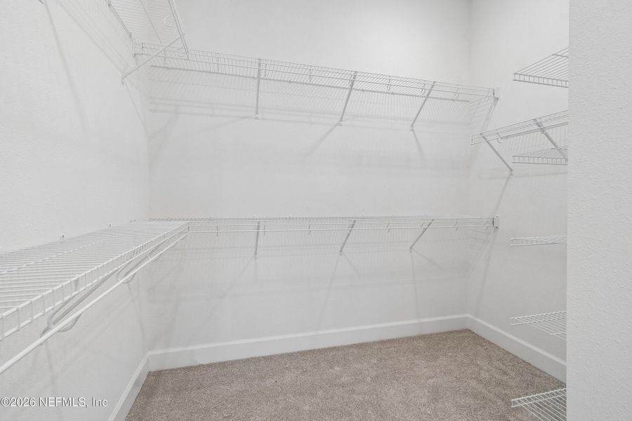 Spacious, unfurnished interior of a new home in Seven Pines 40' Front Entry, Jacksonville (Image 28).