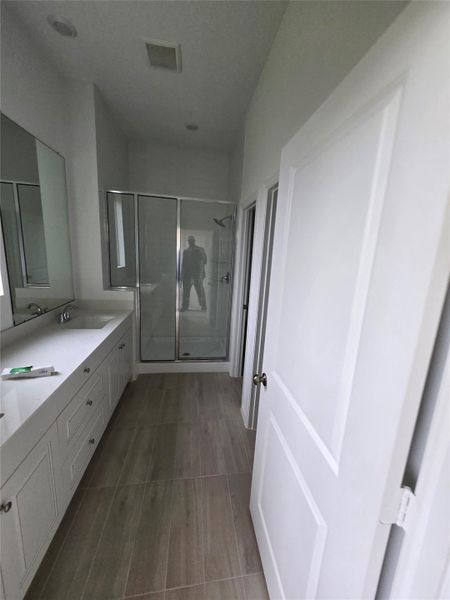 In-progress construction of a new home in Sunterra, Katy, TX (Image 19). In-progress construction of a new home in Sunterra, Katy, TX (Image 19).