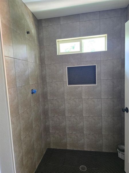 Spacious, unfurnished interior of a new home in , Splendora (Image 24).