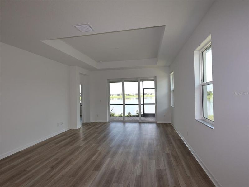 Spacious, unfurnished interior of a new home in Sweetwater at Lakewood Ranch, Lakewood Ranch (Image 11).