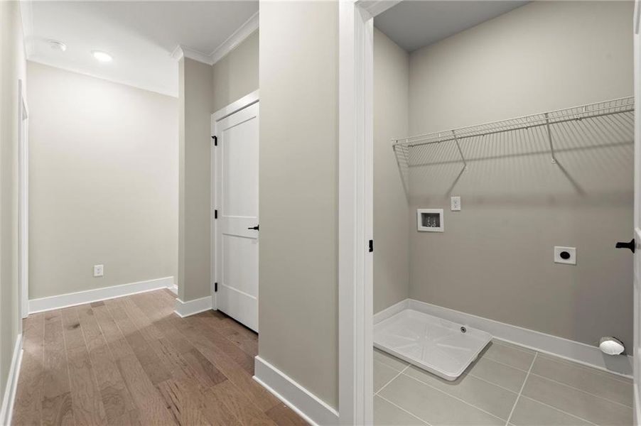 Image 54 of a home in West Town. Image 54 of a home in West Town.