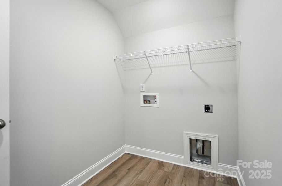 Spacious, unfurnished interior of a new home in Harrisburg Village, Harrisburg (Image 31). Spacious, unfurnished interior of a new home in Harrisburg Village, Harrisburg (Image 31).