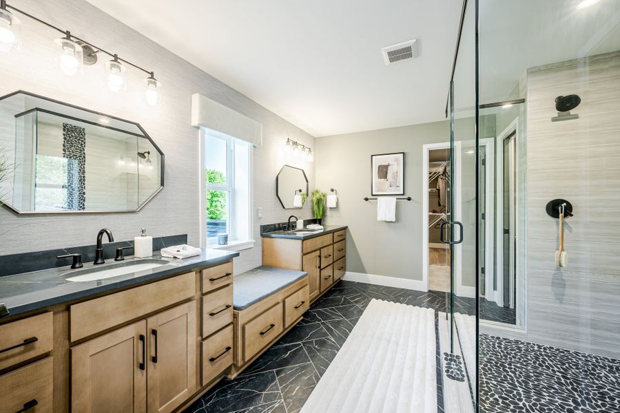 Representative furnished interior of a home built from the Beckett by Fischer Homes in Veranda Manor, Canton (Image 36).