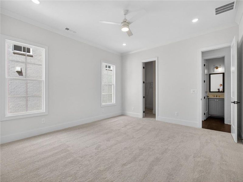 Spacious, unfurnished interior of a new home in , Suwanee (Image 34).