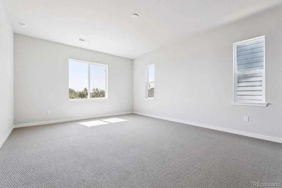 Spacious, unfurnished interior of a new home in Prestige Collection at Parkdale Commons, Lafayette (Image 15). Spacious, unfurnished interior of a new home in Prestige Collection at Parkdale Commons, Lafayette (Image 15).