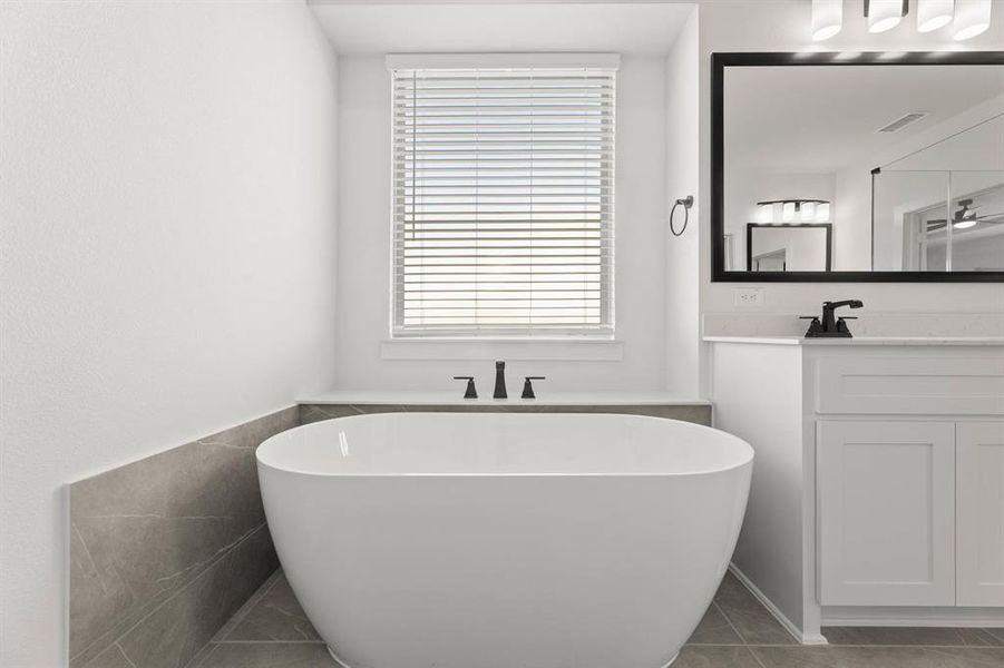 210 Cheyenne Mountain-Primary Suite-6