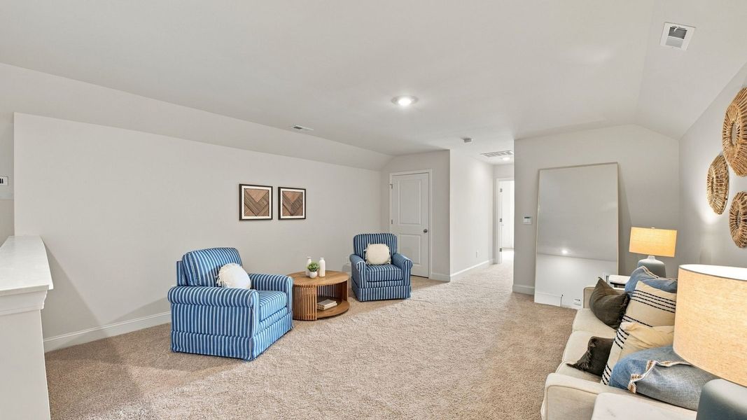 Representative furnished interior of a home built from the Aberdeen by D.R. Horton in Villa Grande, Winterville (Image 33).
