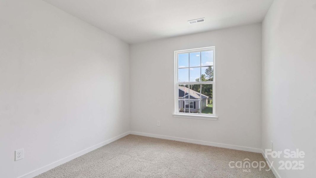 Spacious, unfurnished interior of a new home in Woodhaven at Chester, Chester (Image 15).
