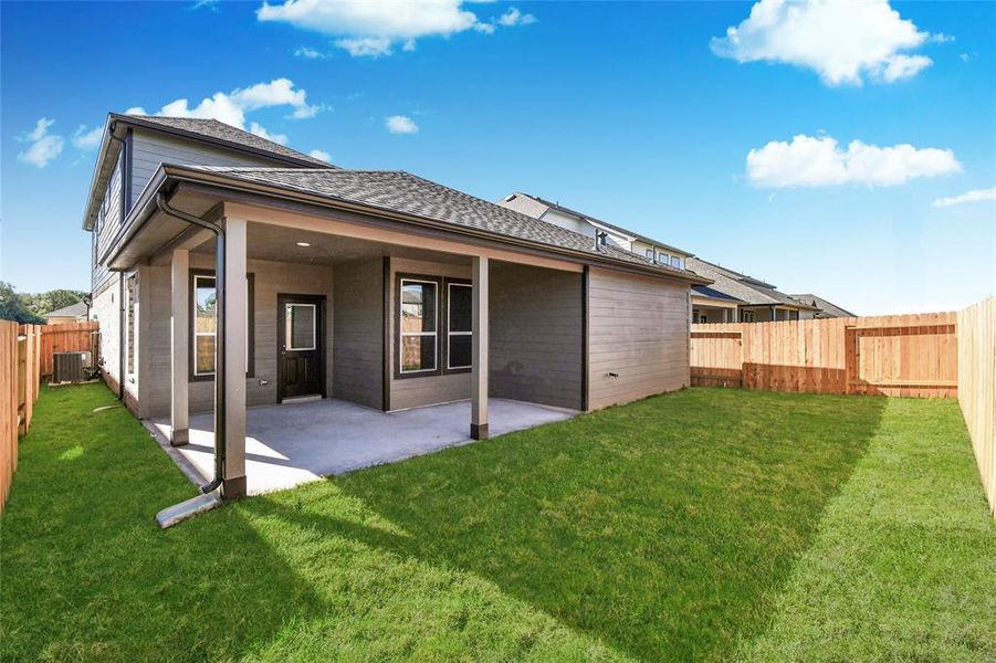 Come and see this spacious backyard with its beautiful covered patio. There is plenty ofroom for the kids to play and adults to relax. Perfect for your outdoor living space, patiofurniture, bbq pit, and so much more. The possibilities are endless!