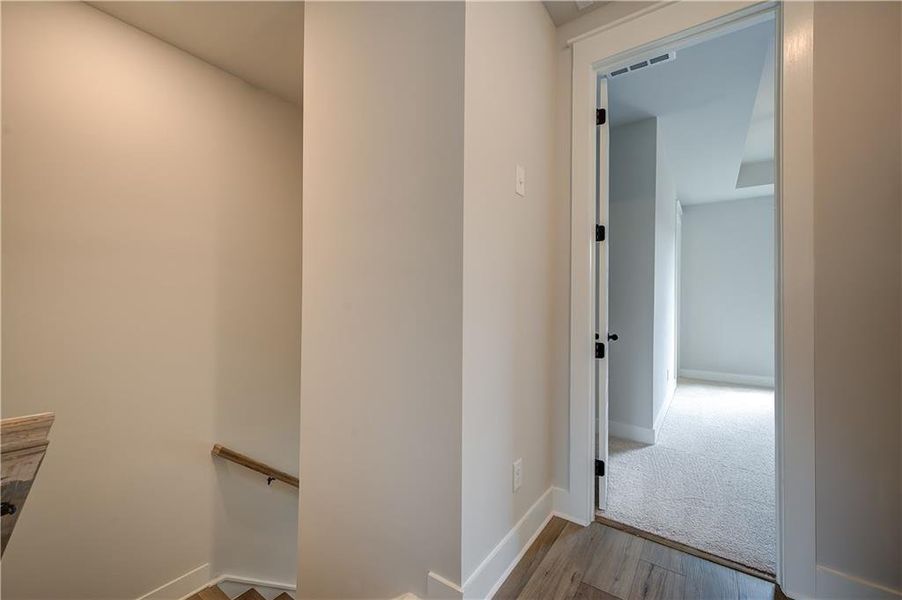 Spacious, unfurnished interior of a new home in Barrett Pointe, Kennesaw (Image 12).