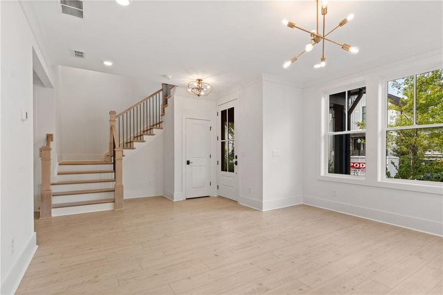 Spacious, unfurnished interior of a new home in Park Walke, Alpharetta (Image 17).