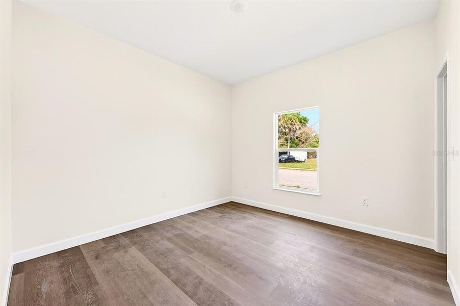 Spacious, unfurnished interior of a new home in , Titusville (Image 20).