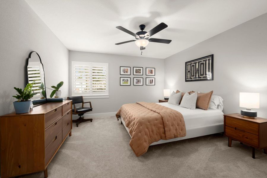 This secondary bedroom is well sized - offering comfort and flexibility. This secondary bedroom is well sized - offering comfort and flexibility.