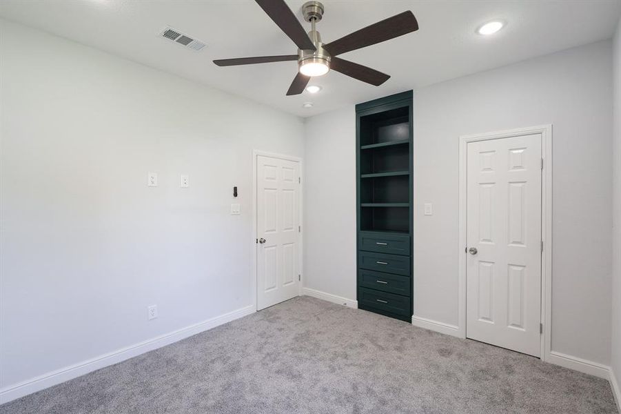 Spacious, unfurnished interior of a new home in , Weatherford (Image 19). Spacious, unfurnished interior of a new home in , Weatherford (Image 19).