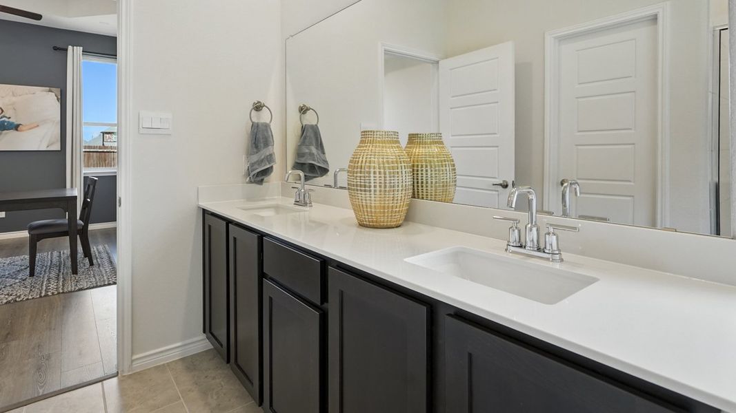 Representative furnished interior of a home built from the Avery by D.R. Horton in Madera, Royse City (Image 50). Representative furnished interior of a home built from the Avery by D.R. Horton in Madera, Royse City (Image 50).