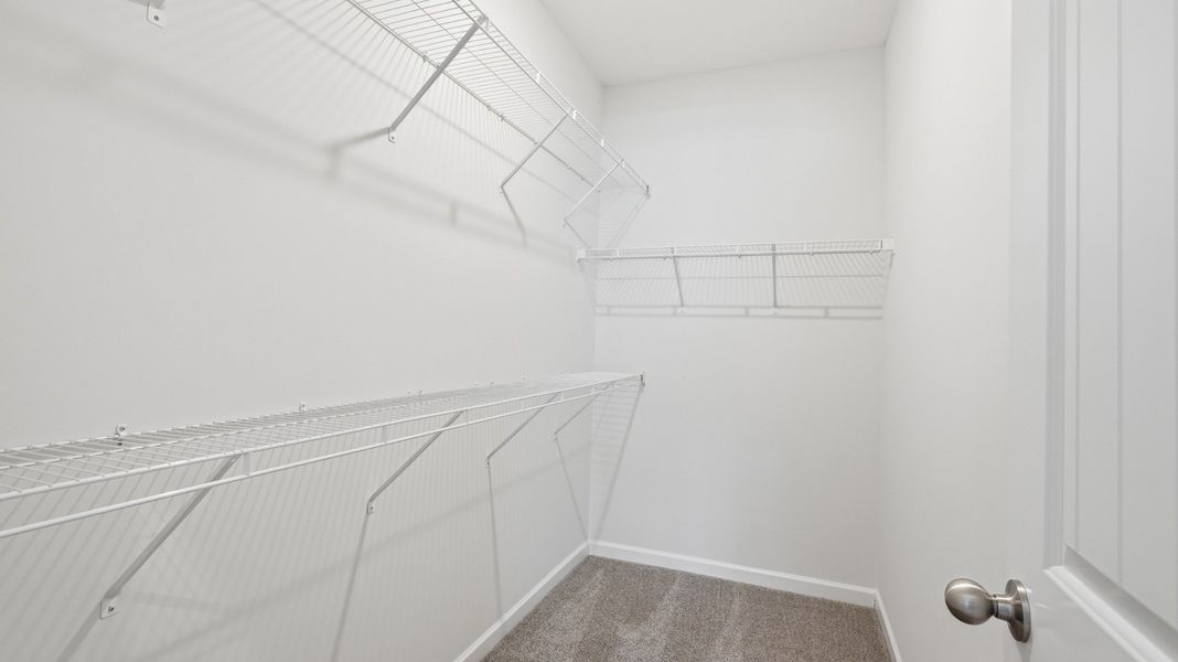 Spacious, unfurnished interior of a new home in Stillwater, Tullahoma (Image 19).