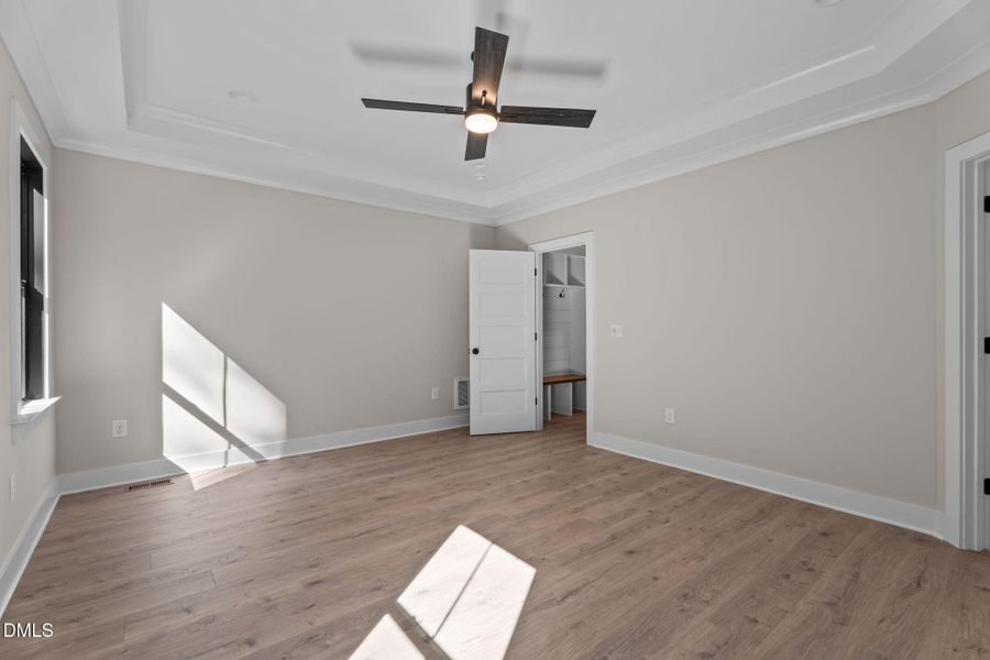 Master bedroom Master bedroom