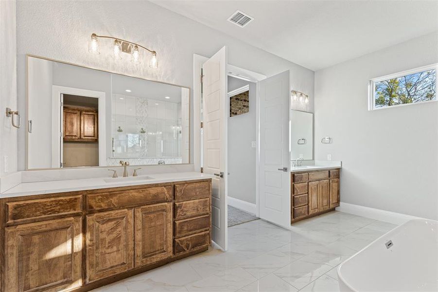 Furnished interior view inside a new home in , Weatherford (Image 6).