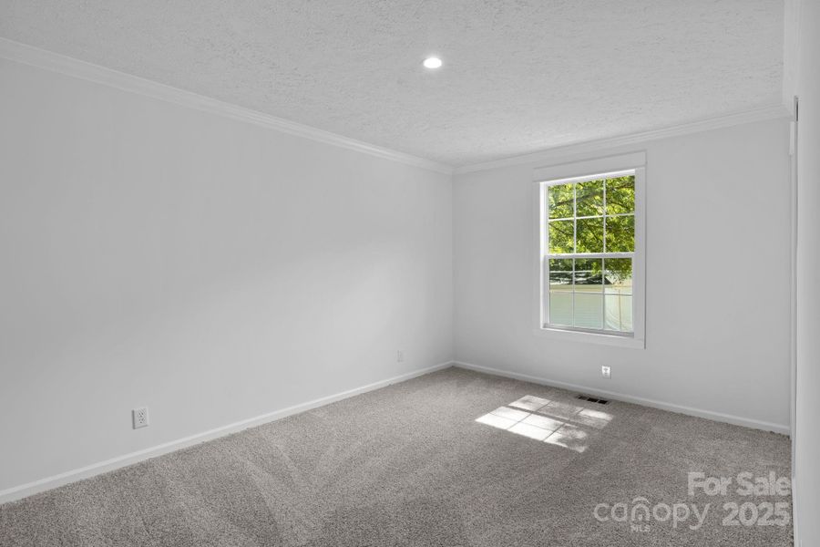 Spacious, unfurnished interior of a new home in , Rockwell (Image 17).