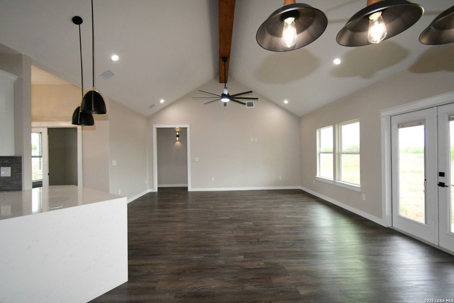 Spacious, unfurnished interior of a new home in , Von Ormy (Image 20).