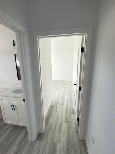 Spacious, unfurnished interior of a new home in , Ocala (Image 30).