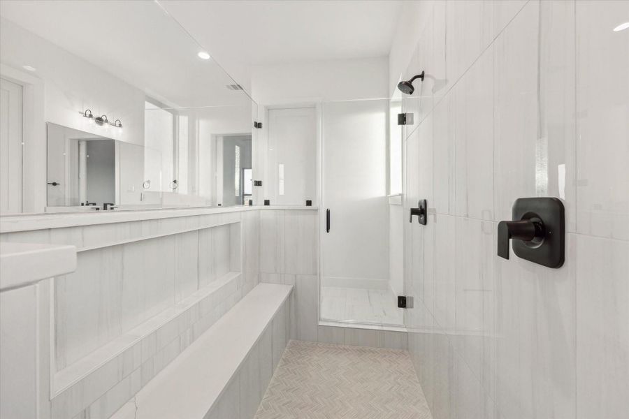 Primary Bathroom of 4012 Wildflower