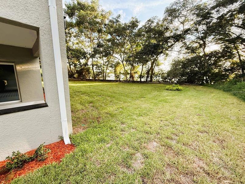 Exterior details and patio area of a home in , Haines City (Image 25).