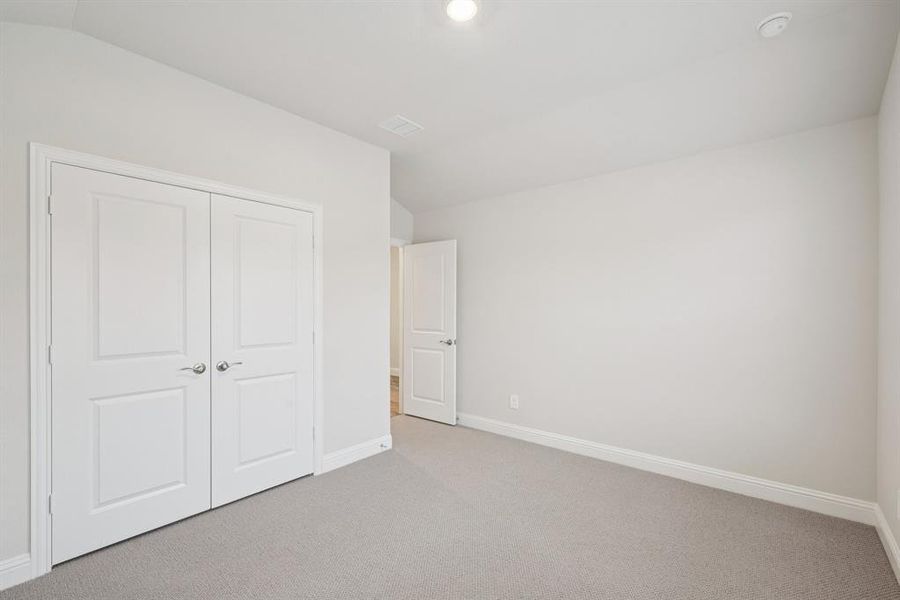 Spacious, unfurnished interior of a new home in Simpson Crossing - Signature Series, McKinney (Image 16). Spacious, unfurnished interior of a new home in Simpson Crossing - Signature Series, McKinney (Image 16).