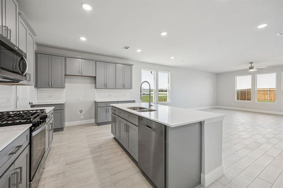 Furnished interior view inside a new home in Santorini, Seagoville (Image 7).