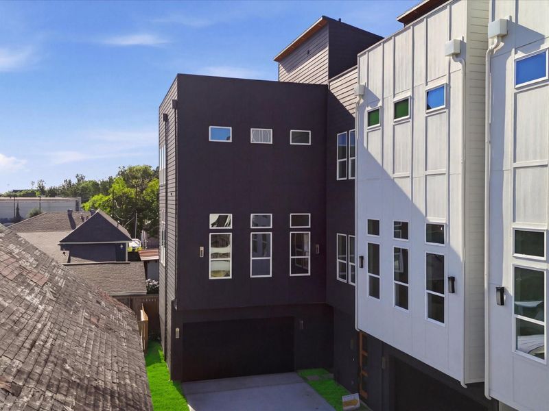 Exterior details and patio area of a home in , Houston (Image 18).