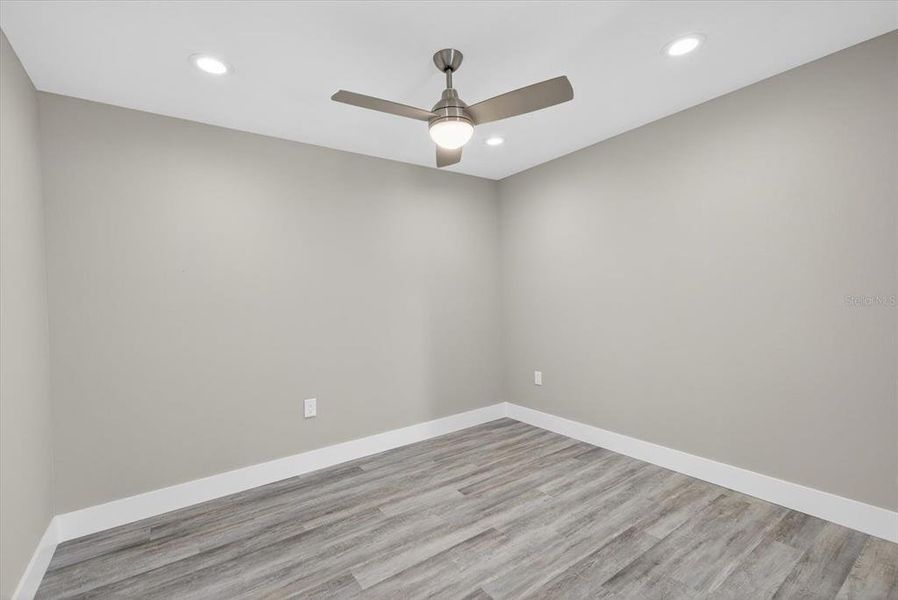 Spacious, unfurnished interior of a new home in , St. Petersburg (Image 64).