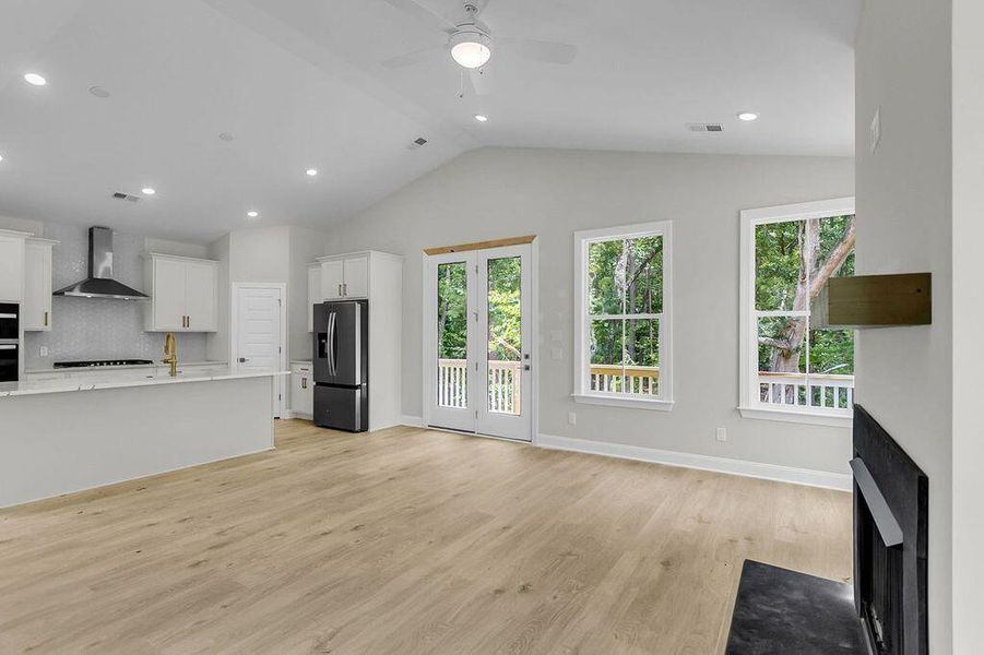 Spacious, unfurnished interior of a new home in Heron Preserve, Hanahan (Image 27). Spacious, unfurnished interior of a new home in Heron Preserve, Hanahan (Image 27).