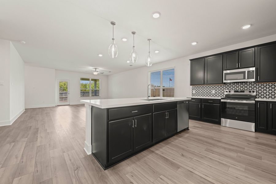 Furnished interior view inside a new home in Liberty Oaks, Waco (Image 5).