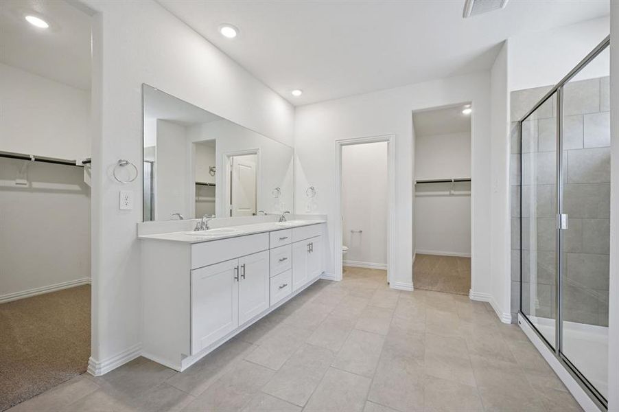 Photo is not of the actual home, but is an inspirational photo of builder’s model home and may depict options, furnishings, and/or decorator features that are not included.