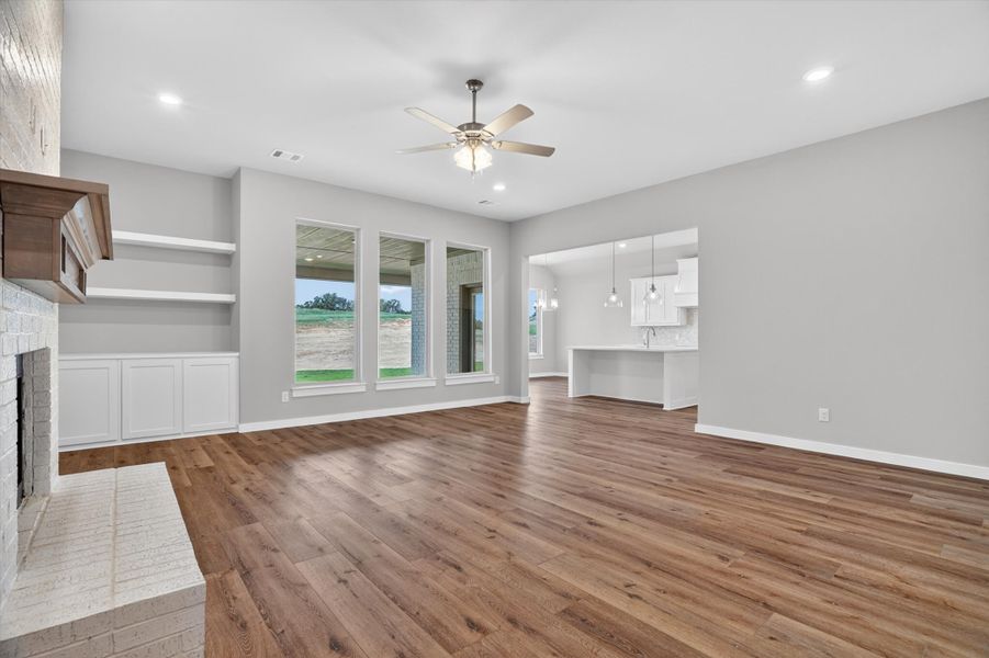 Spacious, unfurnished interior of a new home in Terra Vista Estates, Springtown (Image 23).