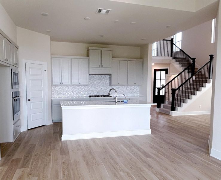 Image 42 of a home in Cross Creek Ranch 45′.