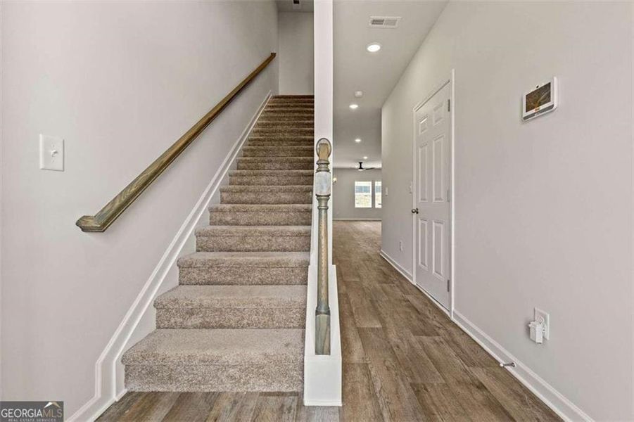 Spacious, unfurnished interior of a new home in The Grove At Mundy Mill, Gainesville (Image 18).