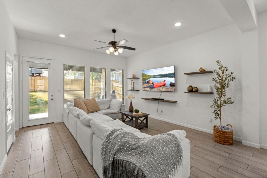 Furnished interior view inside a new home in Parkside on the River, Georgetown (Image 17).