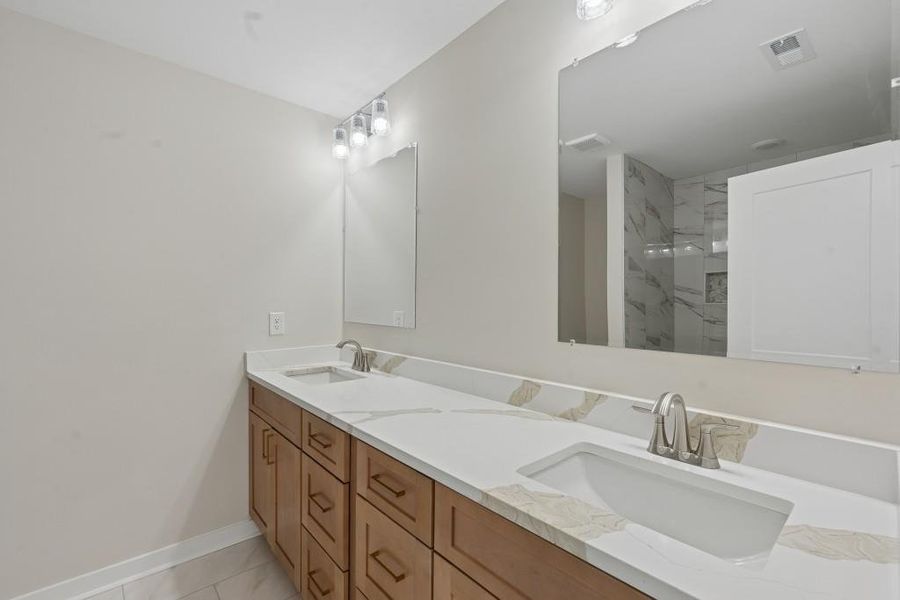Furnished interior view inside a new home in , Gainesville (Image 11).
