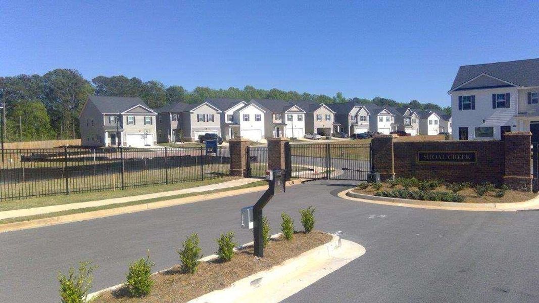 Image 31 of a home in Shoal Creek.