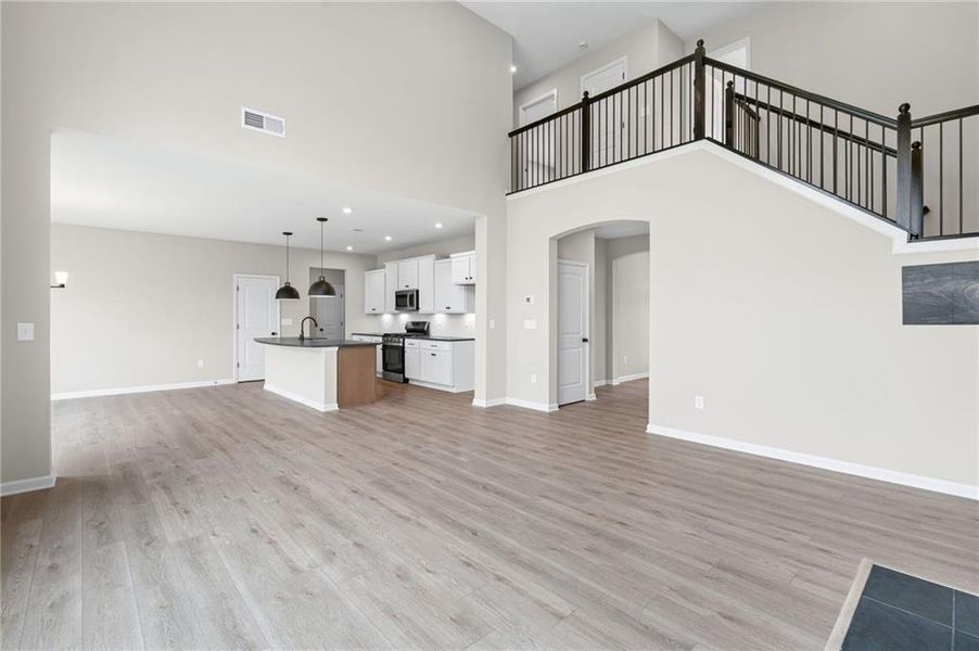 Spacious, unfurnished interior of a new home in Twin Lakes, Hoschton (Image 30).