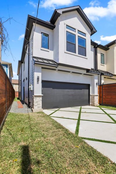 Front exterior of a new home in , Houston, TX, highlighting curb appeal (Image 2). Front exterior of a new home in , Houston, TX, highlighting curb appeal (Image 2).